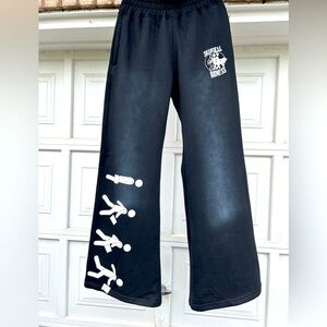 Skepticalbidness sweats “faded dark vadar” *zippers*